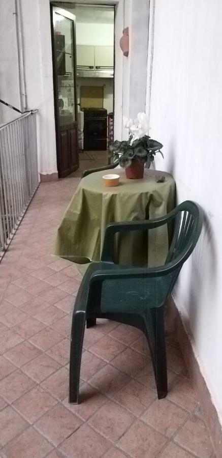I Mici Di Emy Apartment Catania Bagian luar foto